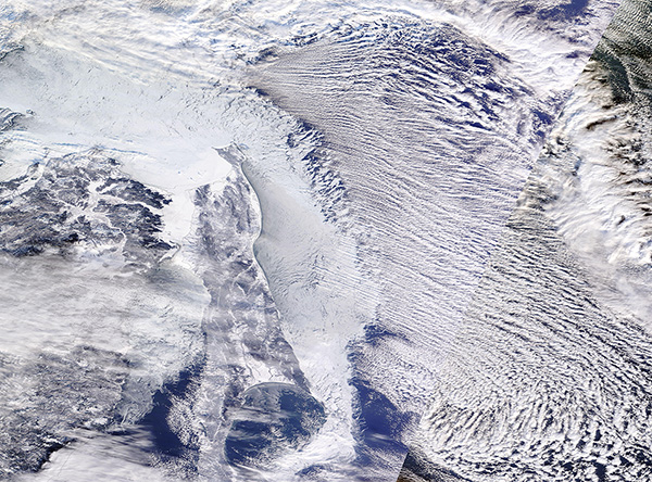 Cloud streets and sea ice in Sea of Okhotsk