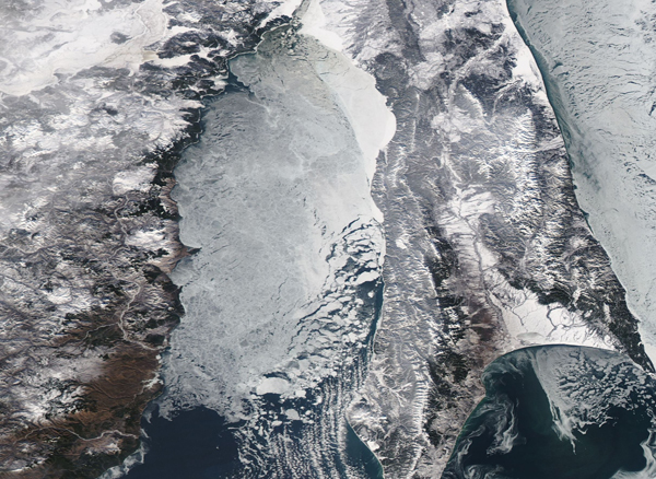 Ice in Strait of Tartary, Russia