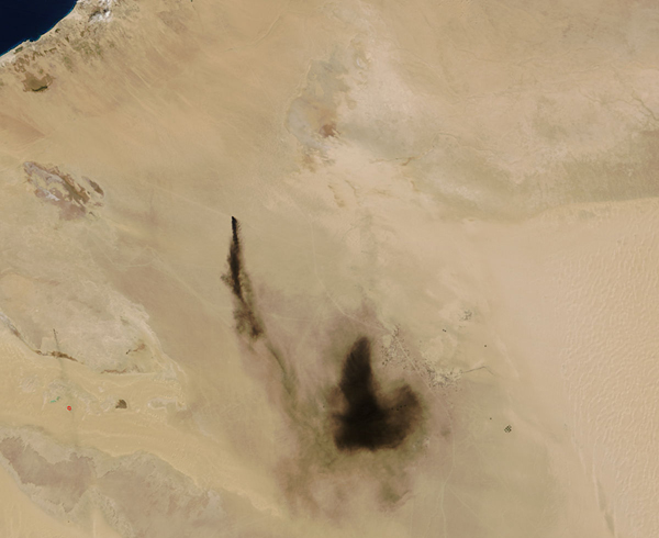 Oil fire in Libya