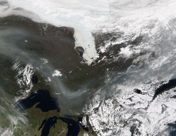 Smoke from western wildfires over central Canada