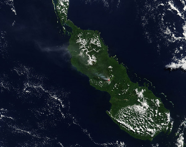 Plume from Bagana, Bougainville Island
