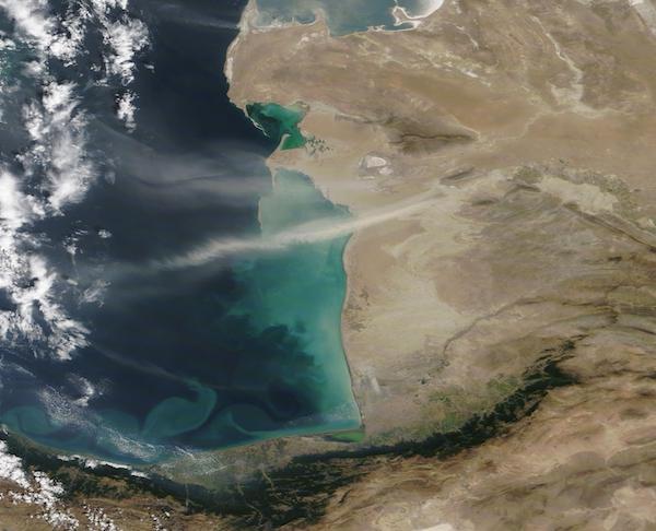Dust over the Caspian Sea