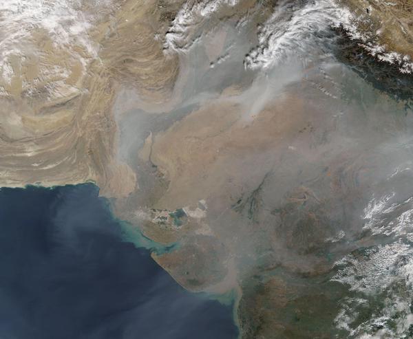 Fires Continue in India and Pakistan