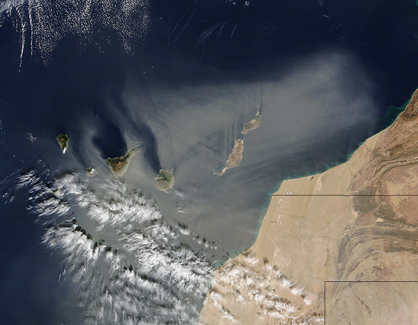 Dust storm over the Canary Islands